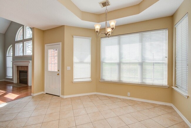 Building Photo - 11606 Canyon Mills Dr