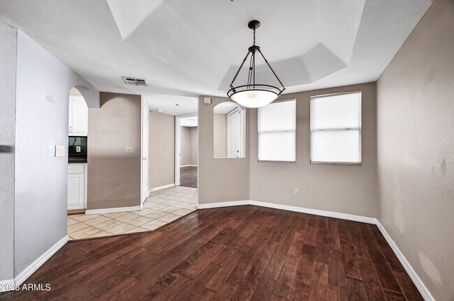 Building Photo - 5104 N 32nd St