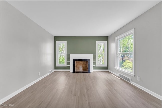 Building Photo - 1080 Piermont Rd