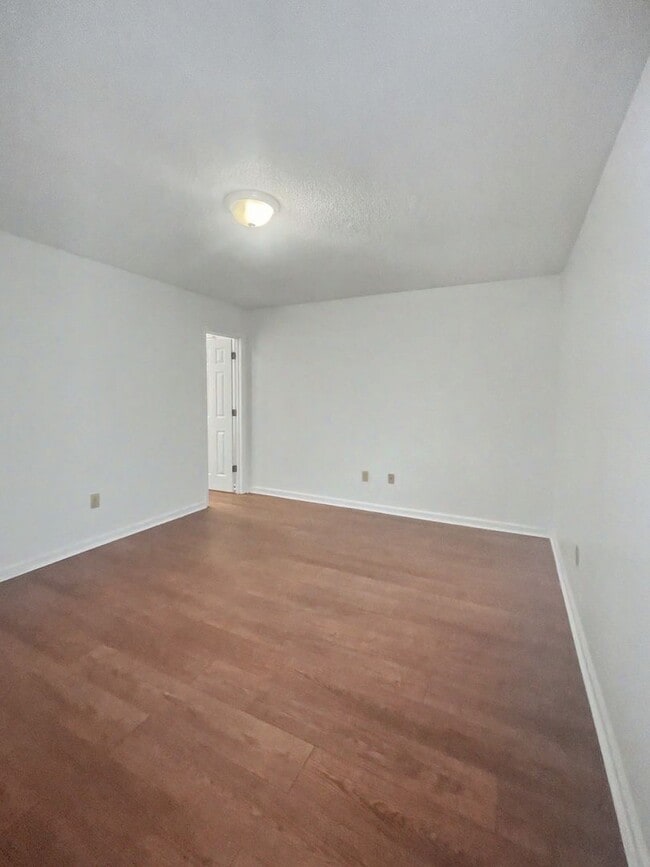 Building Photo - Move-In Ready Magic in the Heart of Scotland County