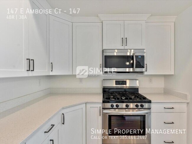 Building Photo - 147 E Amboise Ct