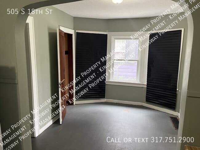 Building Photo - 505 S 18th St