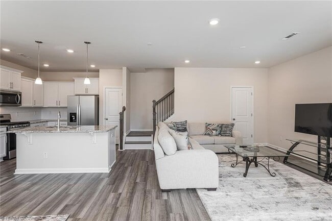 Building Photo - 4068 Beckton Trl