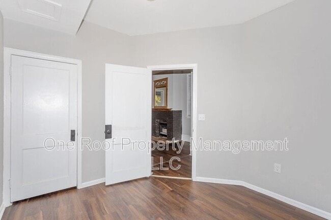 Building Photo - 3006 Brooklyn Ave