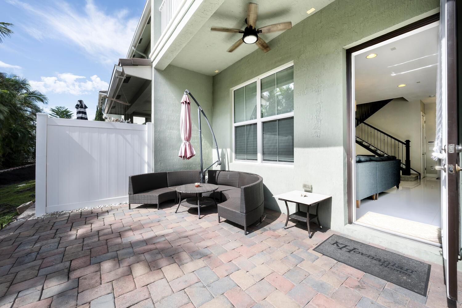 Building Photo - 1932 Juno Landing Ln