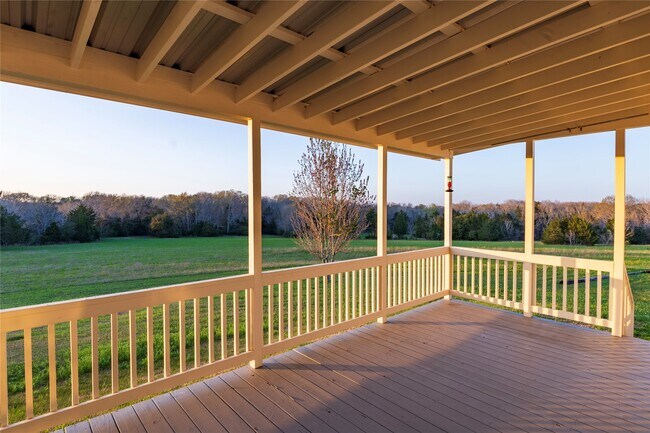 Building Photo - 3831 Meadow View Ln