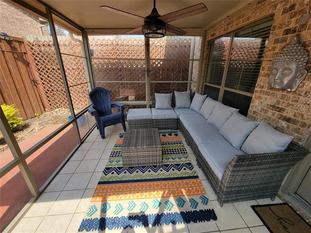 Building Photo - 4263 Towne Lake Ct