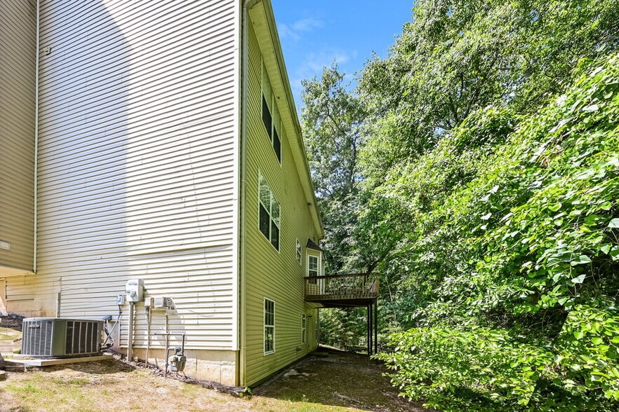 Building Photo - 564 Kirtley Ct