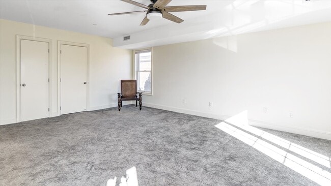 Building Photo - 148 Main St