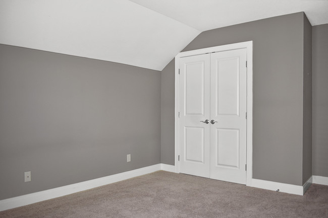 Building Photo - 4805 Watermark Dr