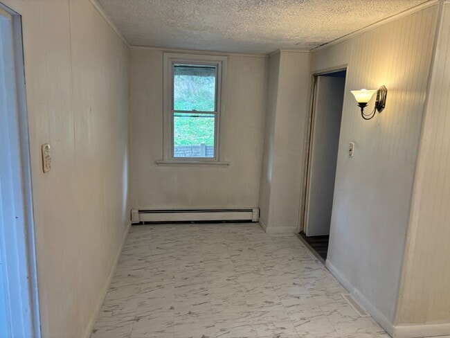 Building Photo - 1308 17th Ave