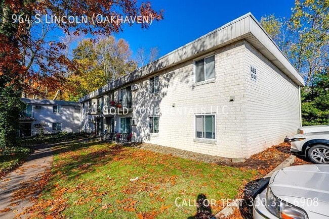 Building Photo - 964 S Lincoln St