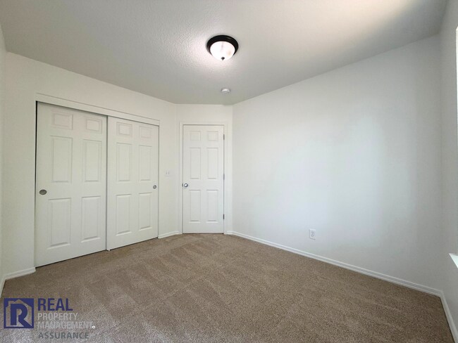 Building Photo - 17230 NW Widgi Creek Ct