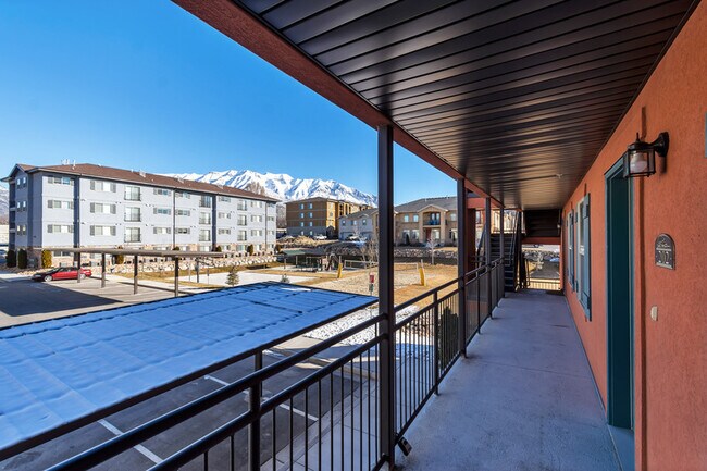 Building Photo - 1081 W 993 N