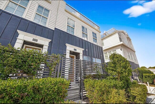 Building Photo - 815 Bringhurst St