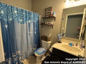 Building Photo - 220 Mistflower