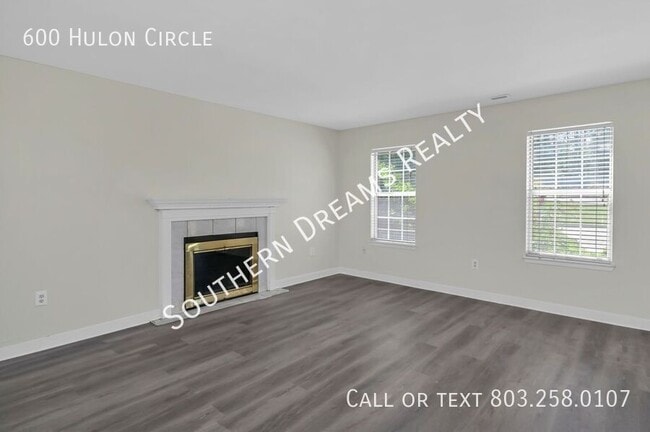 Building Photo - 600 Hulon Ct