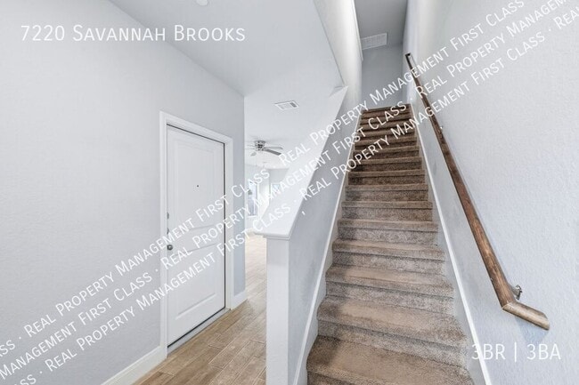 Building Photo - 7220 Savannah Brooks