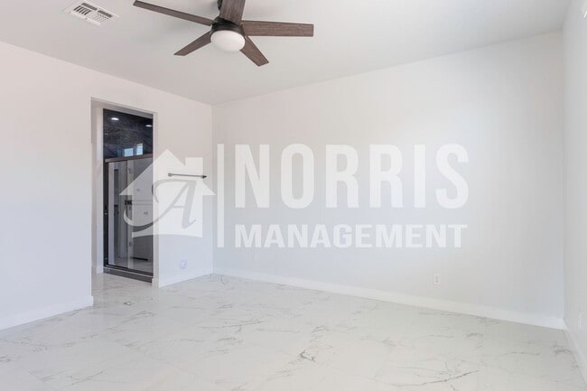 Building Photo - Beautiful Brand New Home with Block Wall