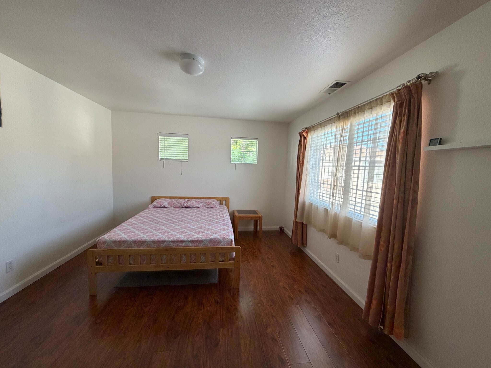 Building Photo - 2229 Lenox Pl