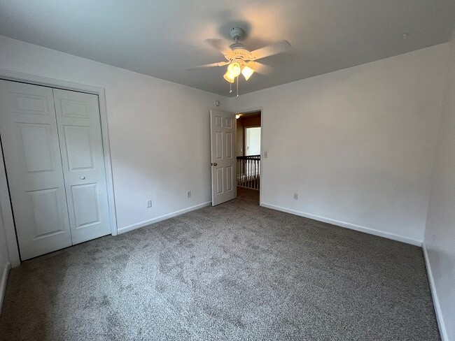 Building Photo - 570 Batty Way