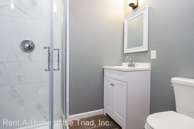 Building Photo - 3 br, 2 bath House - 2517 Netherwood Drive