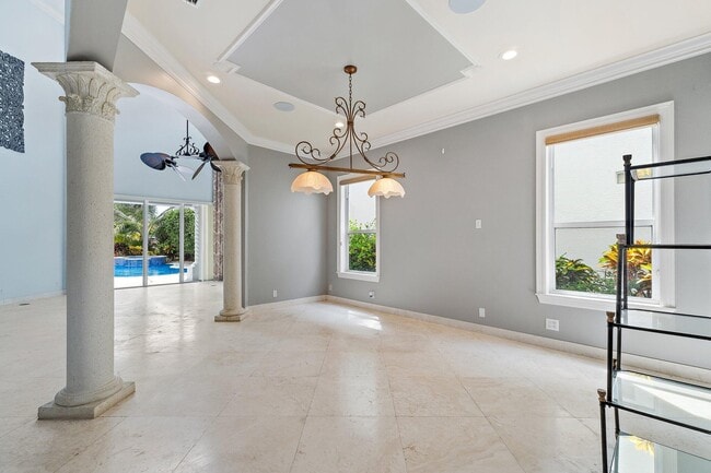 Building Photo - 702 Maritime Way