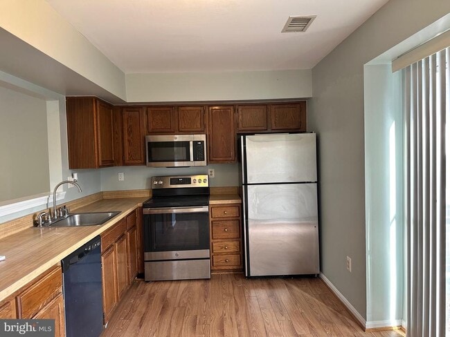 Building Photo - 14781 London Ln