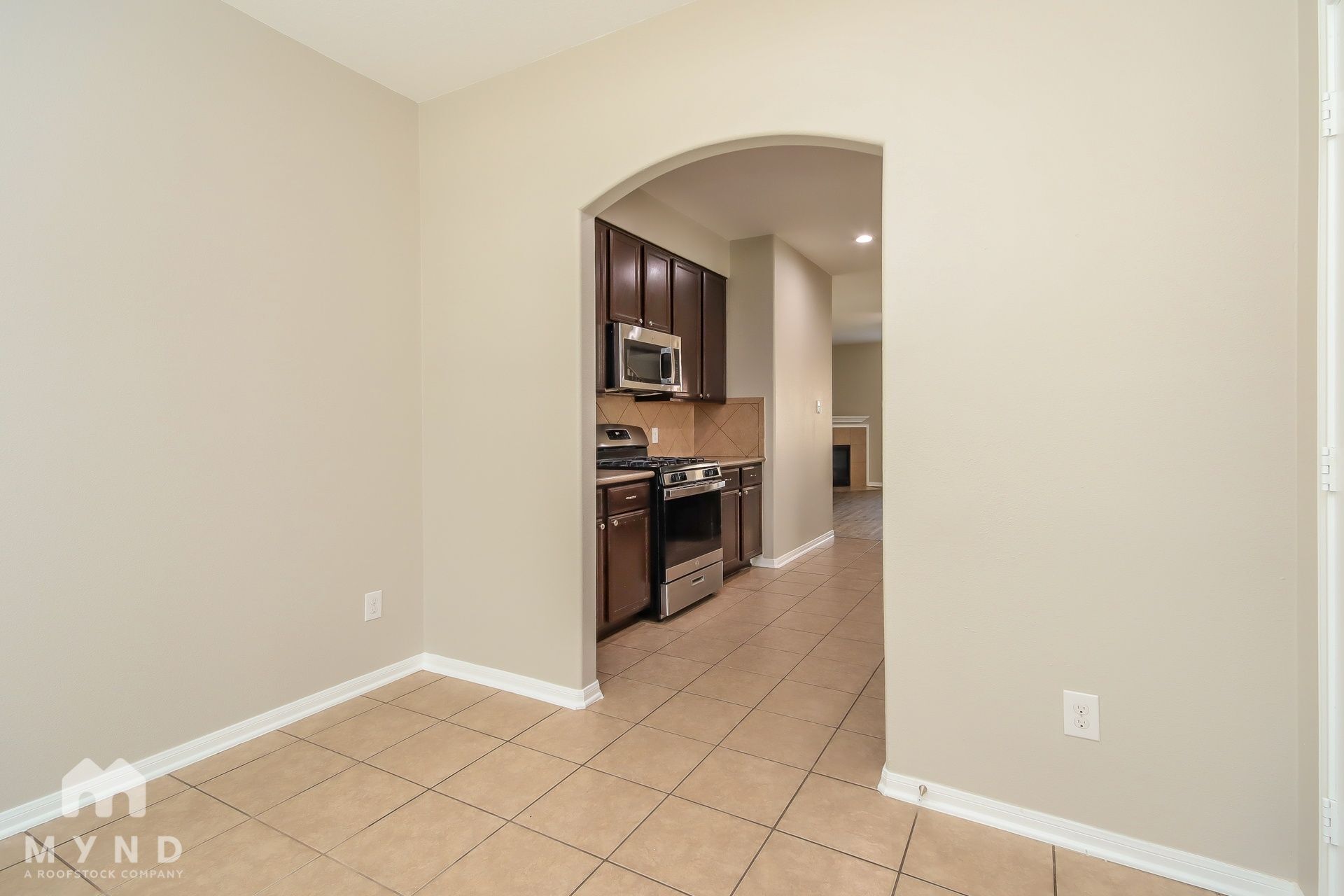Building Photo - 5019 Forest Hurst Dr