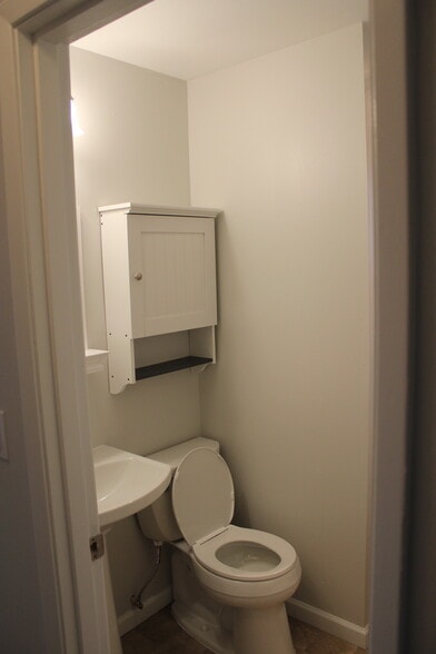 Bathroom - 435 3rd St