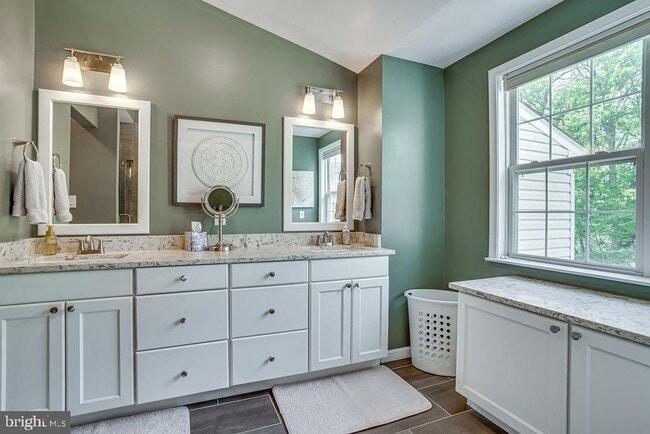 Building Photo - 5736 Governors Pond Cir