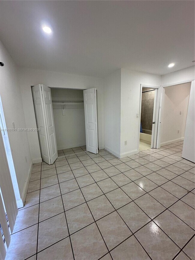 Building Photo - 7510 SW 152nd Ave