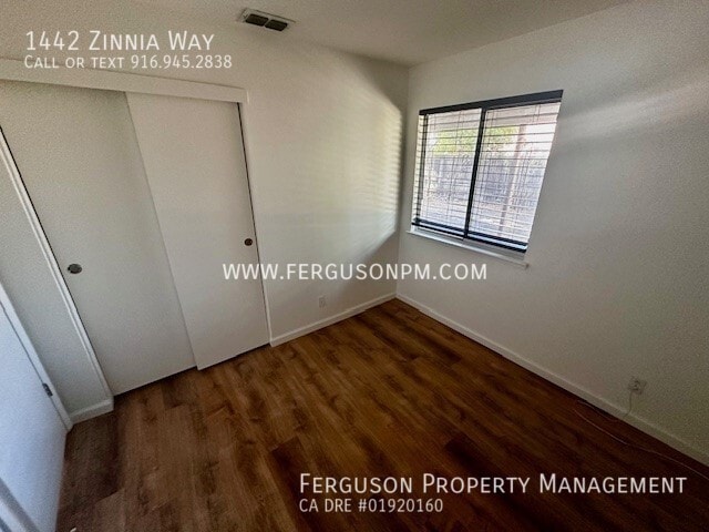 Building Photo - 1442 Zinnia Way