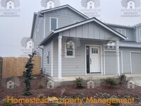 Building Photo - Must see! Beautiful new construction on private flag lot!