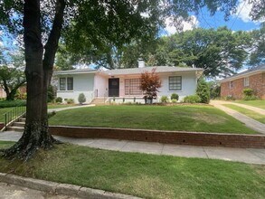 Building Photo - Beautiful Mid-town home 2br/2ba, newly ren...