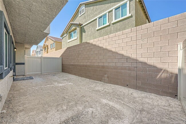 Building Photo - 7865 Pandora Sky St