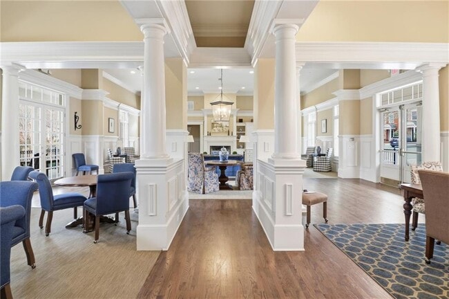 Building Photo - 4738 Ivy Ridge Dr SE