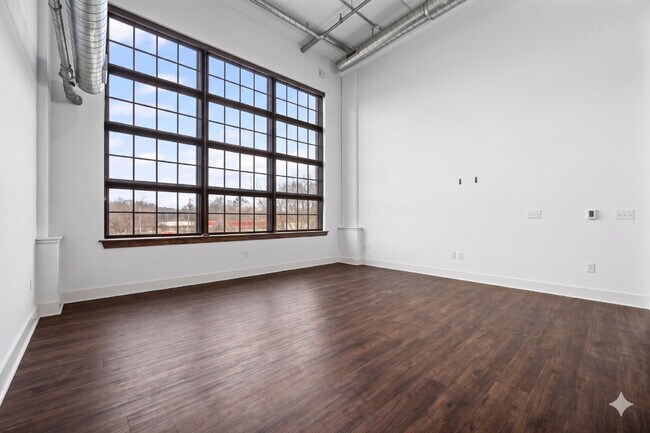 Building Photo - Urban Loft Condo Featuring Stunning Views & Rooftop Entertaining