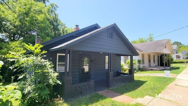 Building Photo - 1710 Oakwood Ave