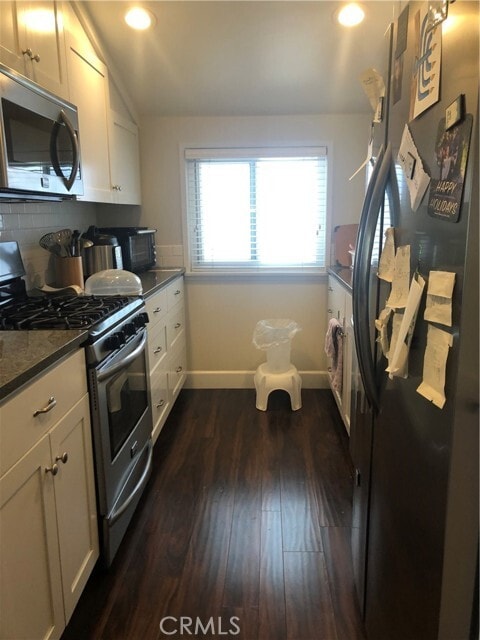 Building Photo - 406 Heliotrope Ave