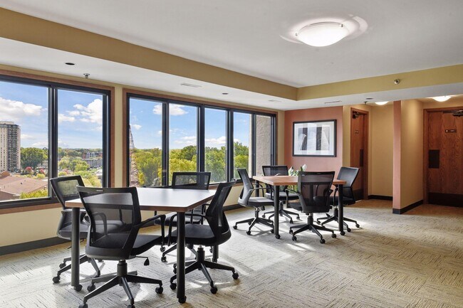 Building Photo - 3141 Dean Court #502