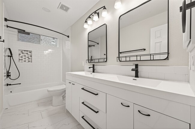 Building Photo - 9014 Pheasant Trace Ct