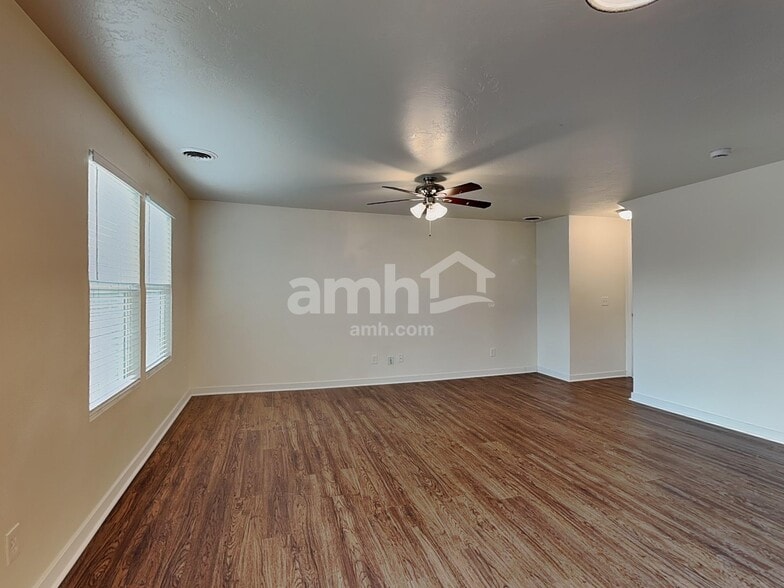 Building Photo - 19637 Cumberland Way