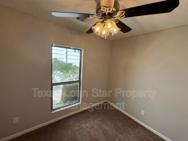 Building Photo - 3231 Holman St