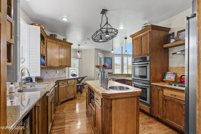 Building Photo - 2880 Friar Rock Ct