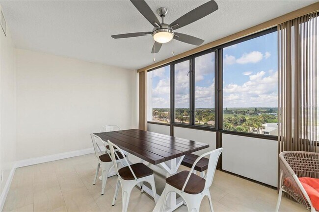 Building Photo - 3580 S Ocean Shore Blvd