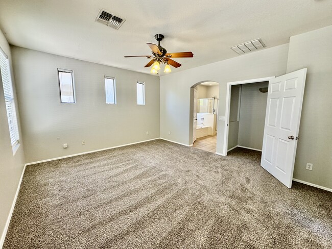 Building Photo - 43330 Lindgren Dr