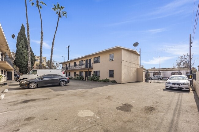 Building Photo - 8021 S Broadway