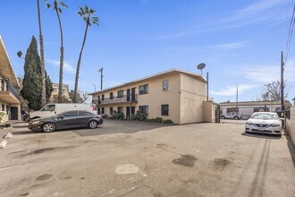 Building Photo - 8021 S Broadway