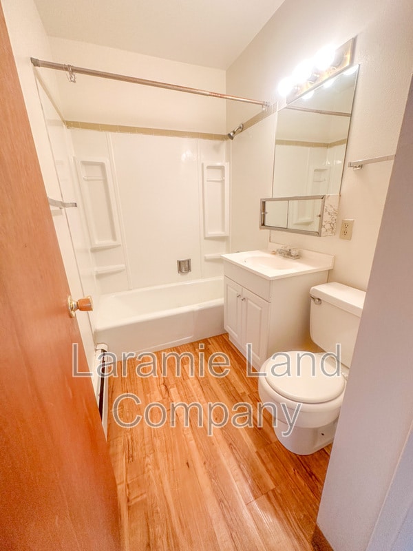 Building Photo - 1503 E Baker St